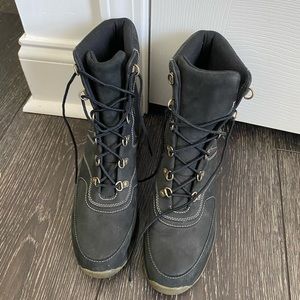 Black timberland boots